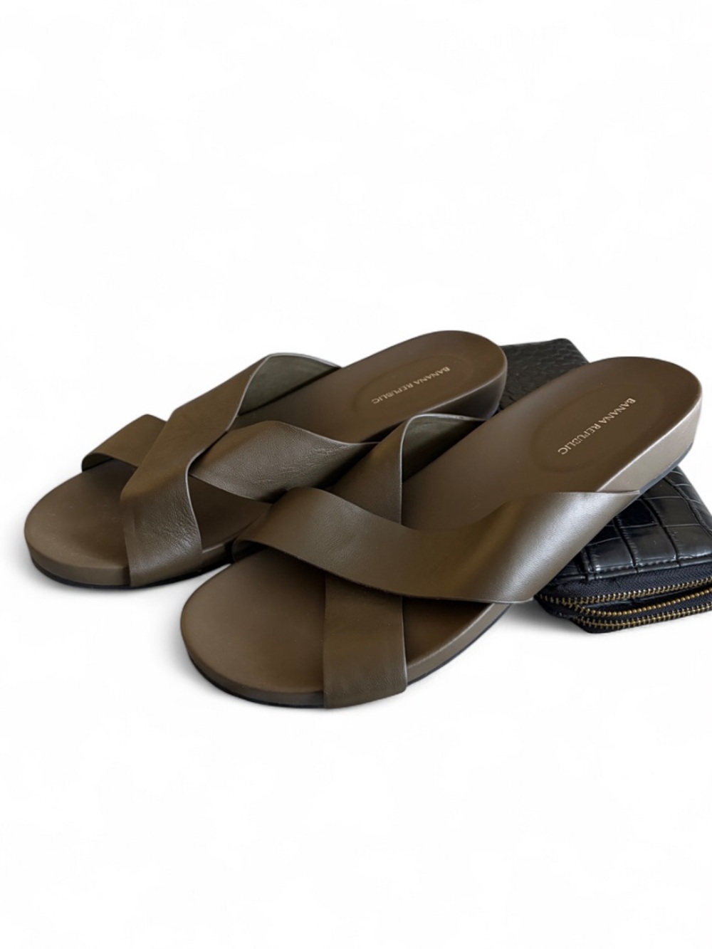 Banana Republic Olive Brown Cross-Strap Leather Slide Sandals